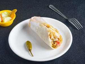 Kuboos Roll Shawarma