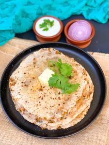 Mix Paratha