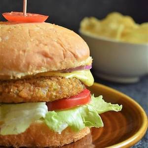 Paneer Schezwan Cheese Burger