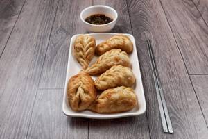 Gunmandu 'chicken Dumpling'