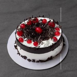 Black Forest Fresh Cream Cake (Per Pound)