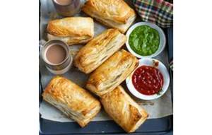 Veg cheese puff 130 grams]