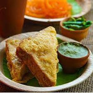 Aloo Bread Pakoda (4 Peace)