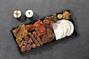 Arabian Bbq Mushakkal ( Chicken+mutton)