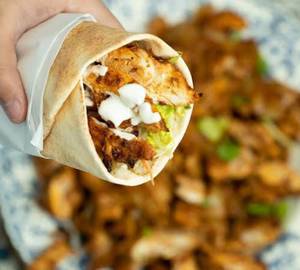 Kuboos Chicken  Peri Shawarma