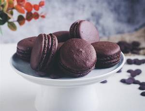 Belgium Chocolate Macarons