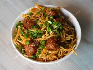 Manchurian Chopper Noodles