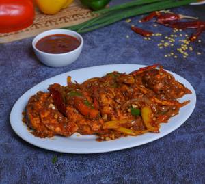 Schezwan Chicken Momos (8 Pcs)