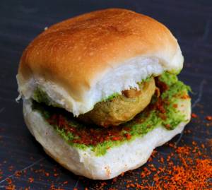 Aamchi mumbai vadapav [smaosa]