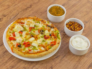 Paneer spicy pizza