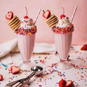 Strawberry Ice cream Milkshake 