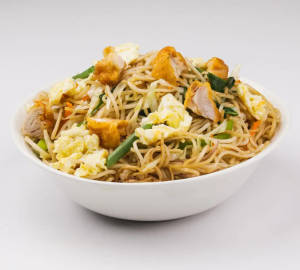 Chicken Hakka Noodles Per Serve (~350gm) 463 Kcal