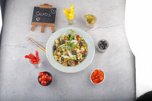 Grilled Paneer Salad