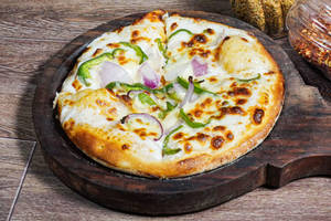 7''Onion And Capsicum Pizza