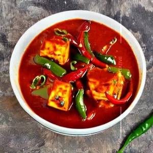 Urban Chilli  Paneer Special (gravy)
