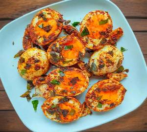 Double Egg Fry ( Muttai Varuval)