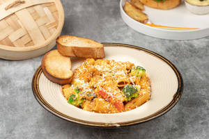 Veg The Pink Rigatoni
