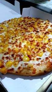 Golden Corn Pizza