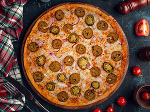 Chicken Kabab (Classic Pizza)