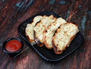 Desi Cheese Garlic Bread