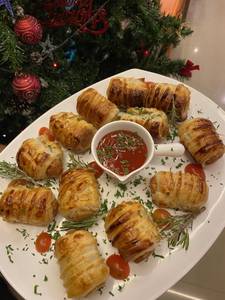 Chicken Sausage Rolls 