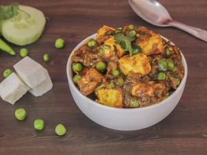 Mattar Paneer
