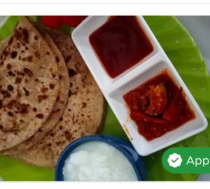 Paneer Paratha (2pcs) With Salad + Acchar + Sos