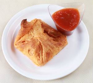 Egg Puff (1 Pc)