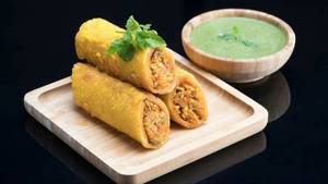 Paneer Spring Roll ( 4 Rolls)