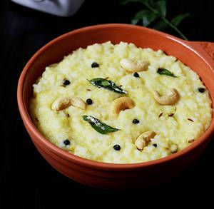 Ven Pongal (in pure Cow Ghee and with roasted A grade cashews)