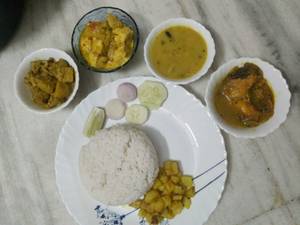 Fish Paneer Thali