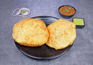 Special Chole Bhature Paneer Wale