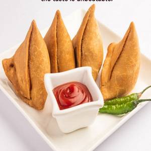 Punjabi Alu Samosa(4)