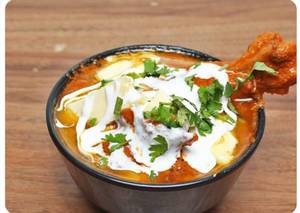 Half Butter Chicken salat chutney
