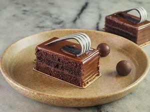 New York Chocolate Pastry (Slice)
