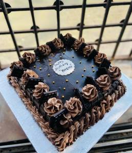Dark chocolate cake -450 gms(with egg)