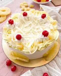 French Vanilla With Pineapple Cake (Eggless)