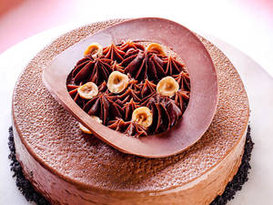 Hazelnut Praline Cake 