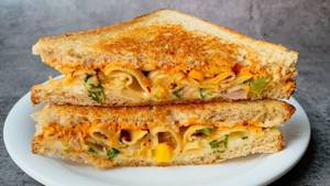 Pasta And Cheese Sandwich