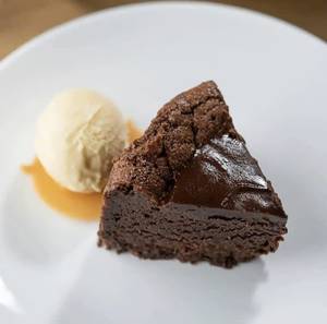Gooey Chocolate Brownie [contains Egg]