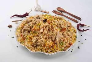 Lucknowi Reshmi Chicken Tikka Biryani - Serves 1