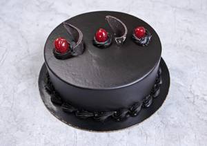 3 Chairy Chocolate Cake