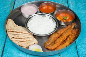 Bombil Thali    [Chefs Recommended]