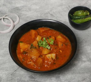 Dum Aalu Kashmiri ( Gravy ) 