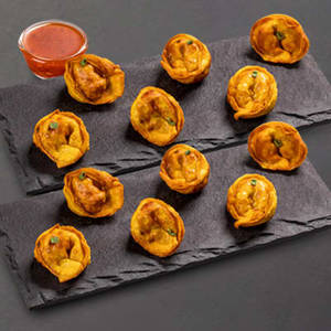 Fried Veg Corn n' Cheese Momos with Momo Chutney  - 12 Pcs