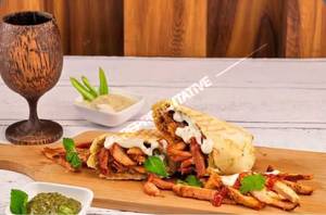 Plate Rumali Chicken Shawarma