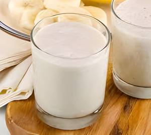 Banana Date Shake