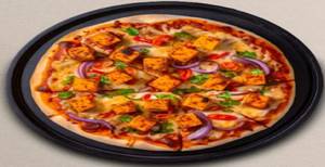 MAKHANI PANEER PIZZA – 9″inch | 4 Slices(o)