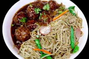 Cantonese pan fried noodles veg