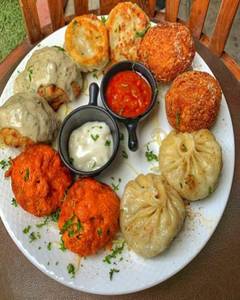 Chicken Momo Platter